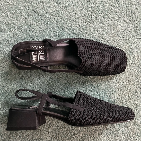 Mootsies Tootsies Shoes - Vintage mootsies tootsies low heels